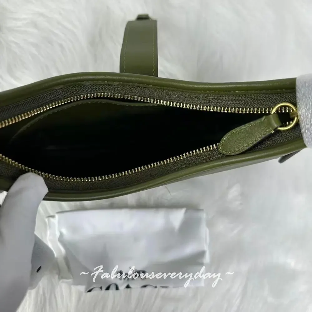 Coach Hamptons Hobo Bag Shoulder Bag In Leather/Brass/Olive CW642 NWT